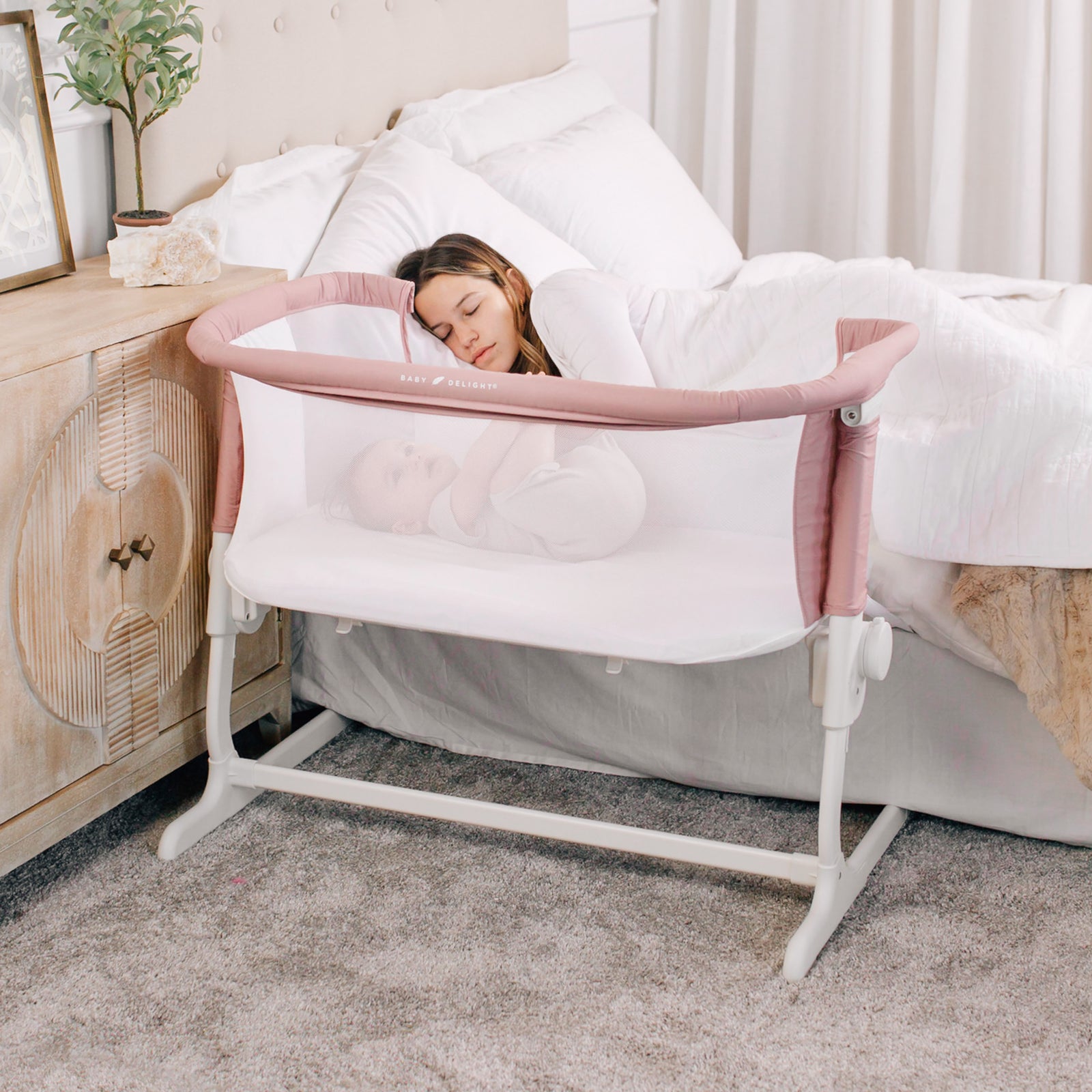 Beside Me Dreamer Organic Bassinet Bedside Sleeper Organic Rose Baby Delight